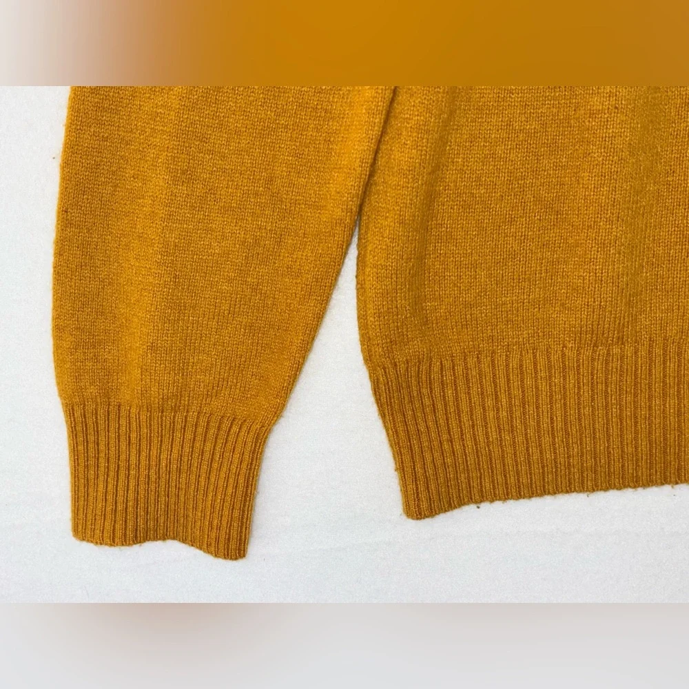 J. CREW Lamb's Wool Sweater Men's Long Sleeve Yellow Mustard Crew Large XL‎